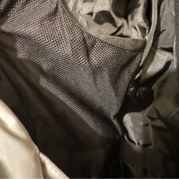 Womens White Avalanche Puffer Ski/snow Jacket With Removable Fur Hood Sz Med - Picture 10 of 15